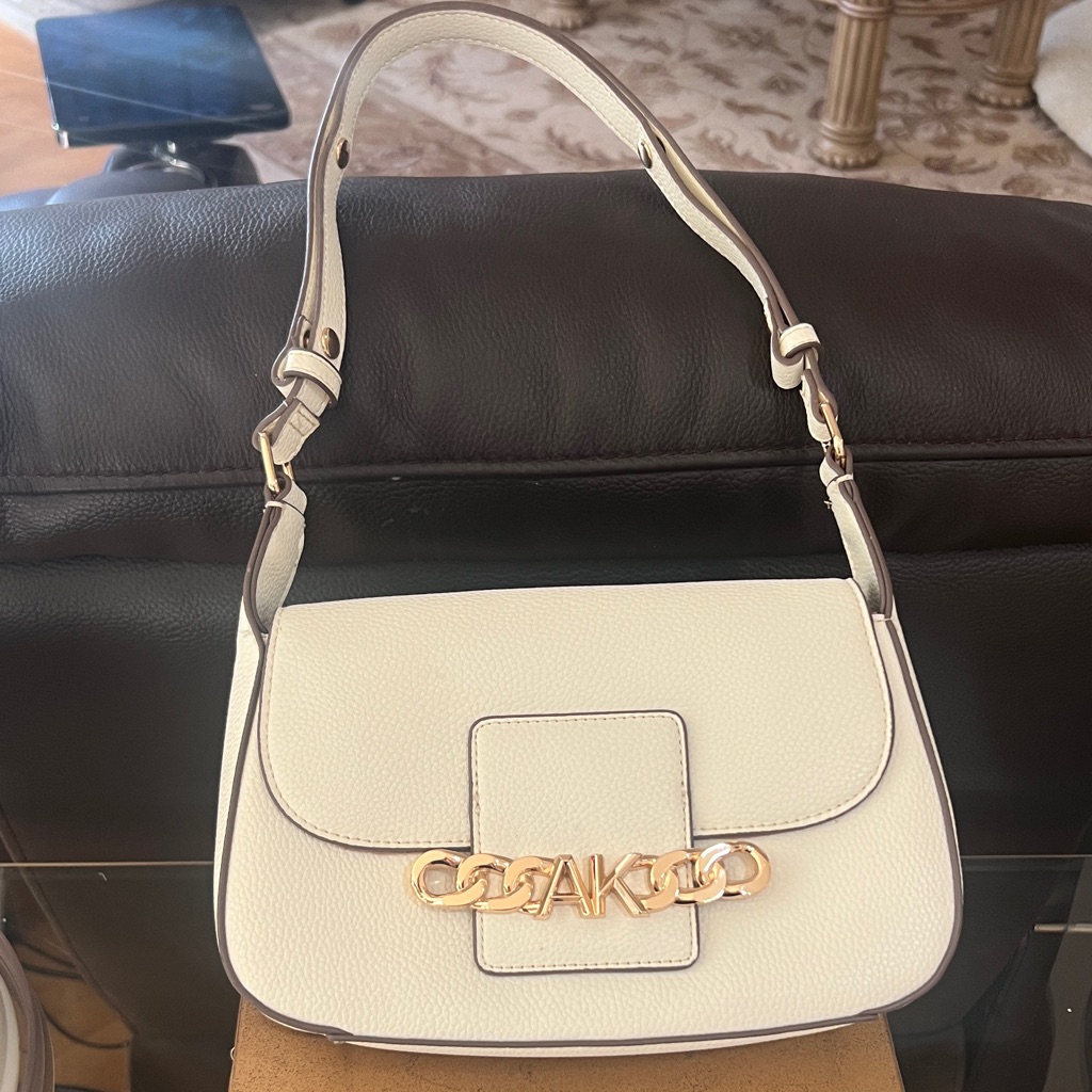 Anne Klein White Leather Shoulder Bag With Gold Accents